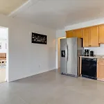 Charming 5 Bedroom Granada Hills House With Pool
